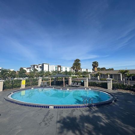 Super 8 By Wyndham Kissimmee-Orlando Hotel Four Corners Eksteriør billede