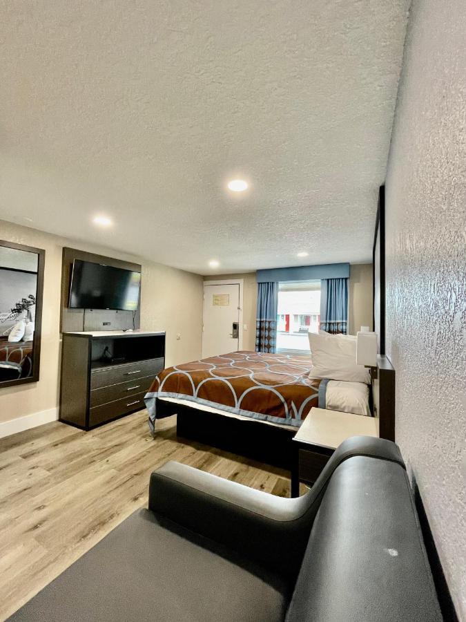 Super 8 By Wyndham Kissimmee-Orlando Hotel Four Corners Eksteriør billede
