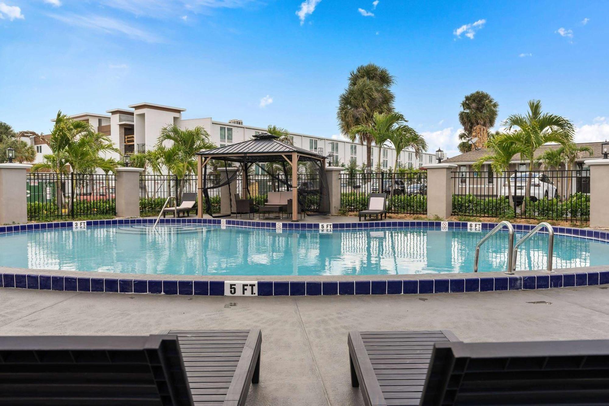 Super 8 By Wyndham Kissimmee-Orlando Hotel Four Corners Eksteriør billede