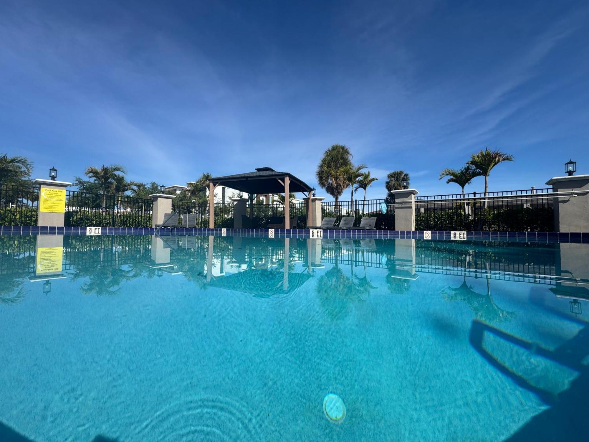 Super 8 By Wyndham Kissimmee-Orlando Hotel Four Corners Eksteriør billede